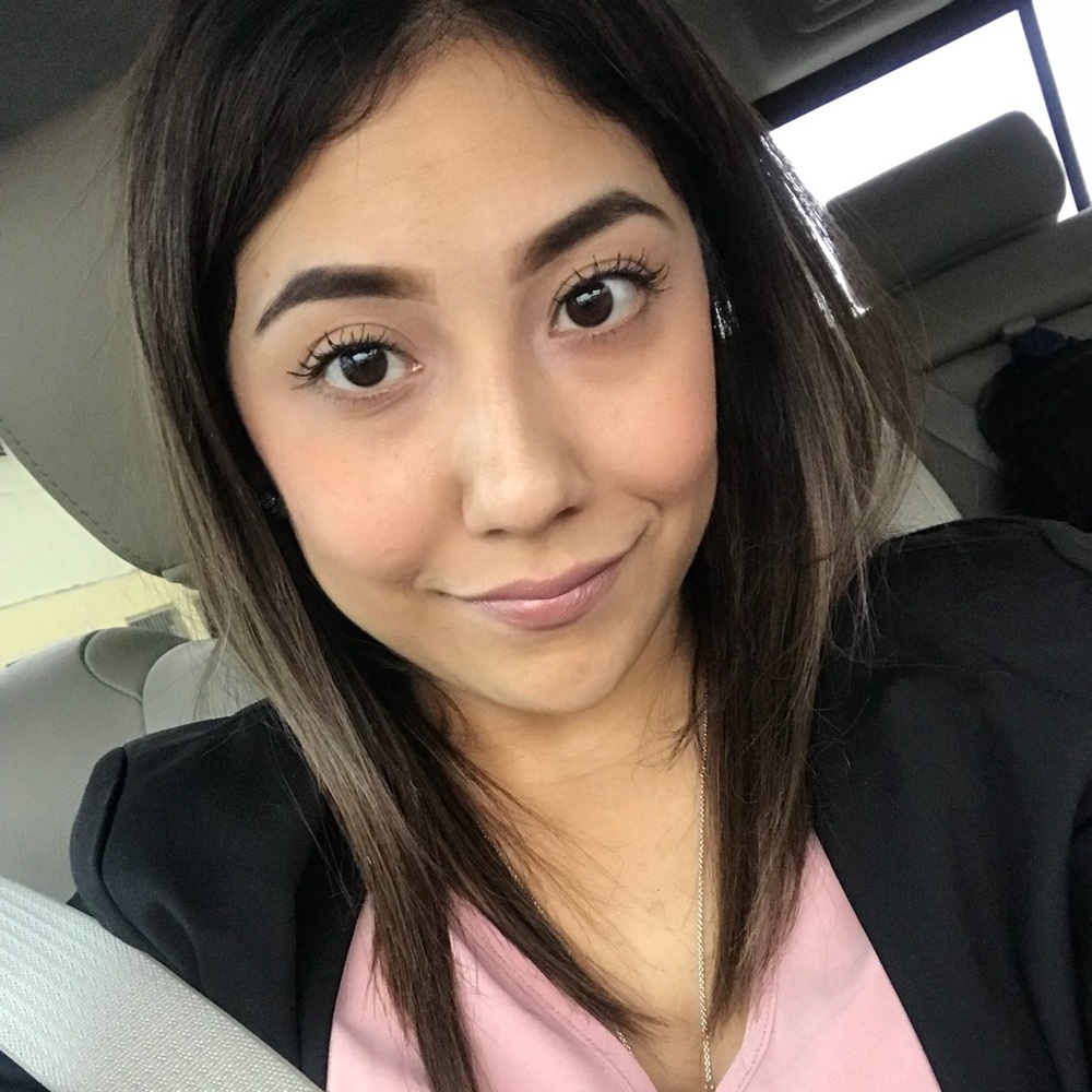 Meet your Posher, Gabriela